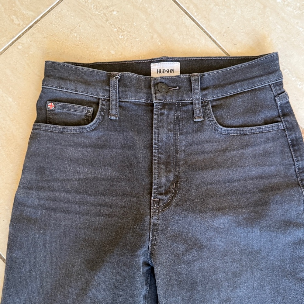 HUDSON NOA JEAN WASHED BLACK COLOR CROPPED STRAIGHT LEG SIZE 26 - Picture 8 of 9